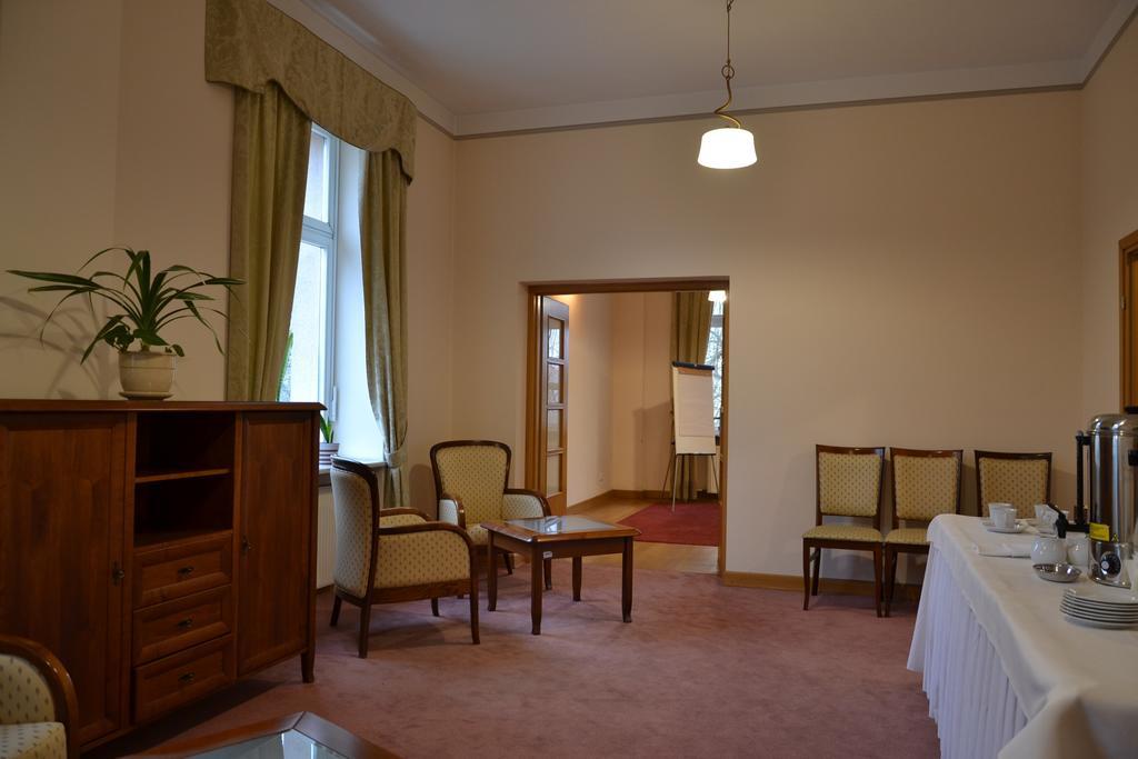 Hotel Lazienkowski Warsaw Exterior photo