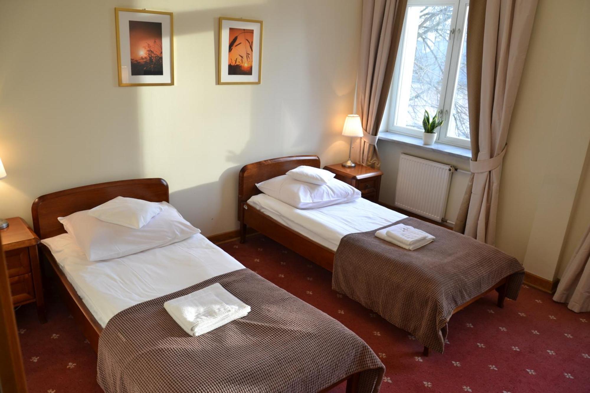 Hotel Lazienkowski Warsaw Room photo