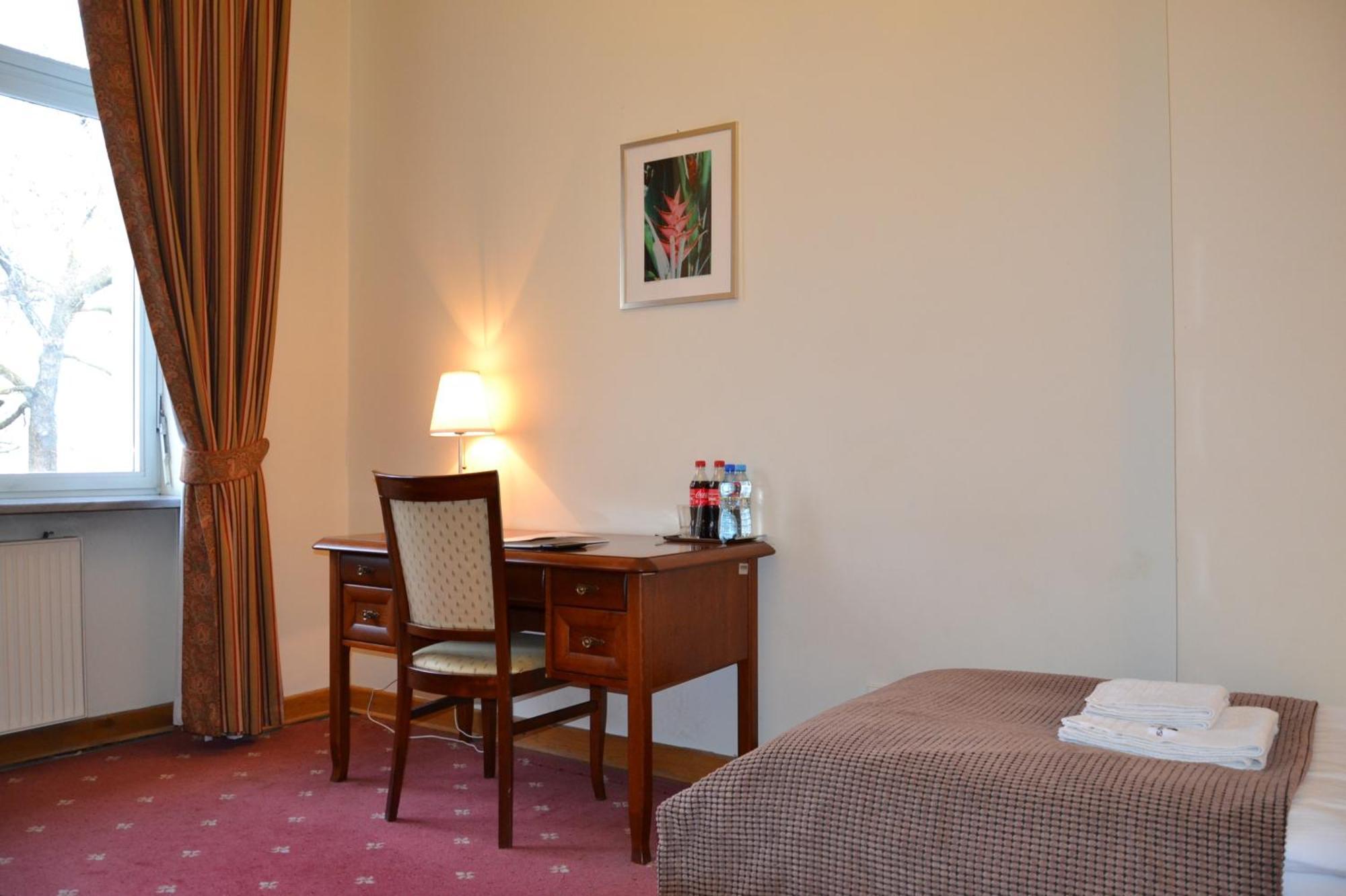 Hotel Lazienkowski Warsaw Room photo