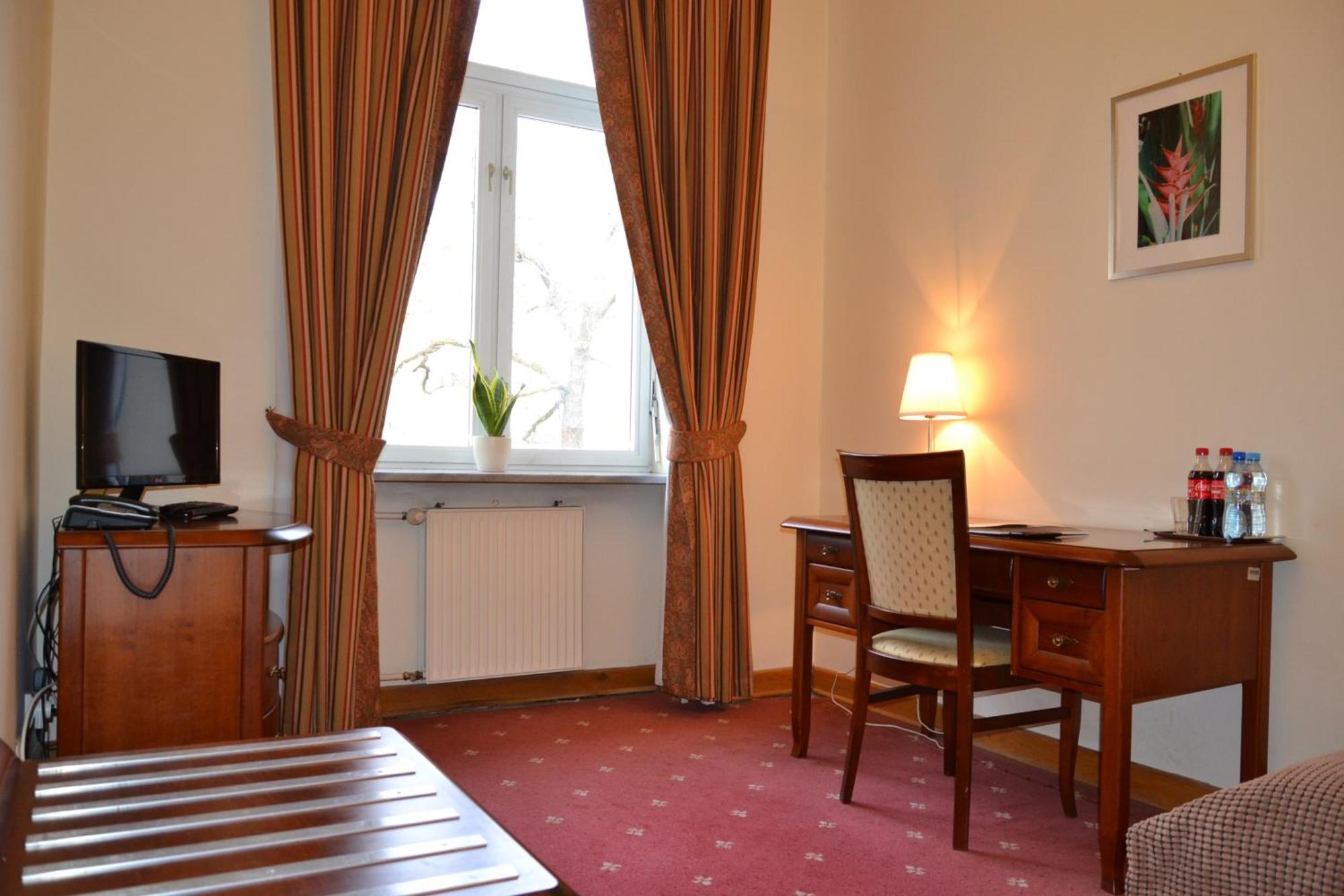 Hotel Lazienkowski Warsaw Room photo