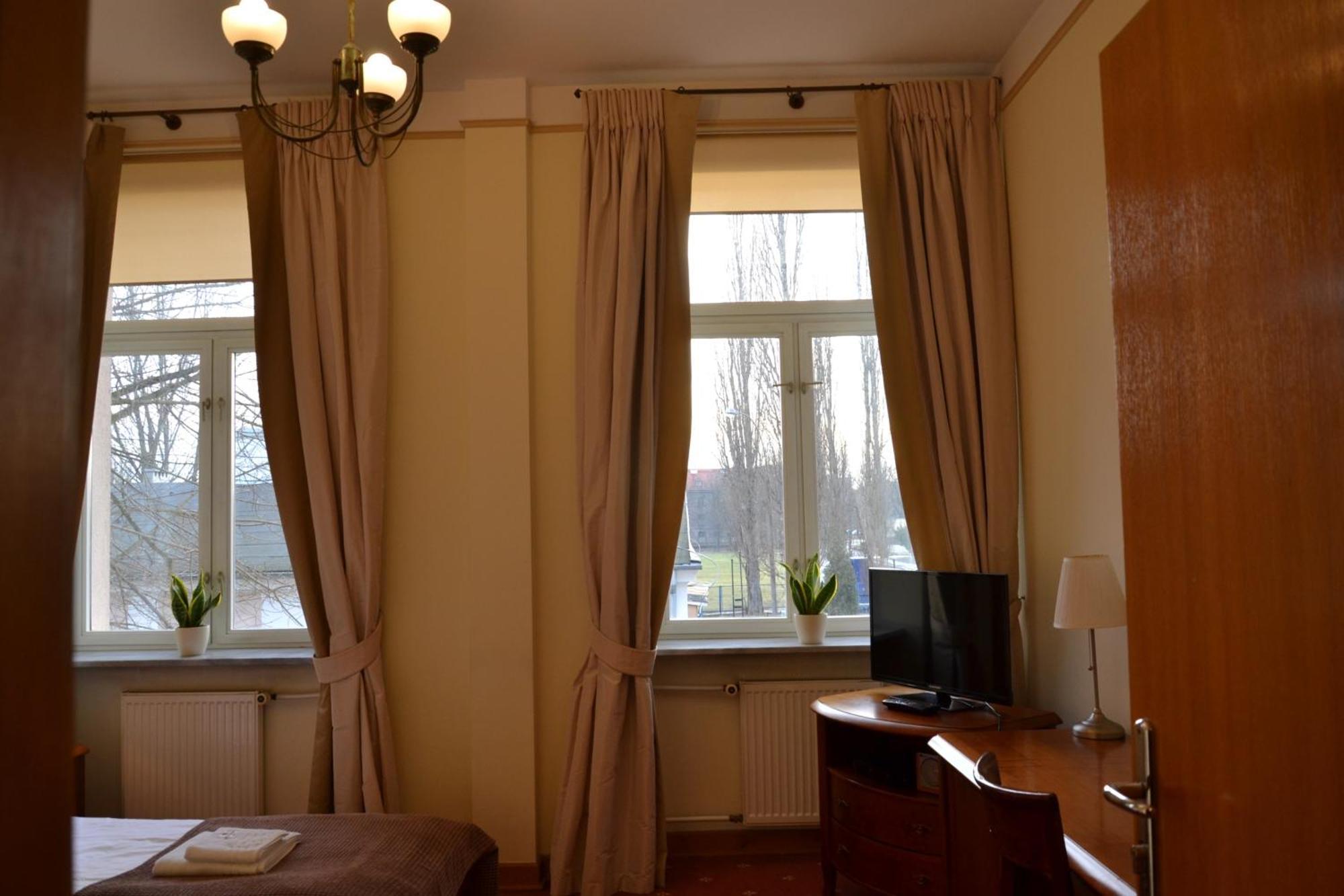 Hotel Lazienkowski Warsaw Room photo